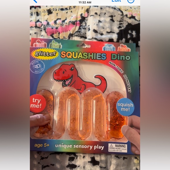 Royal Deluxe Toy - Picture 1 of 2